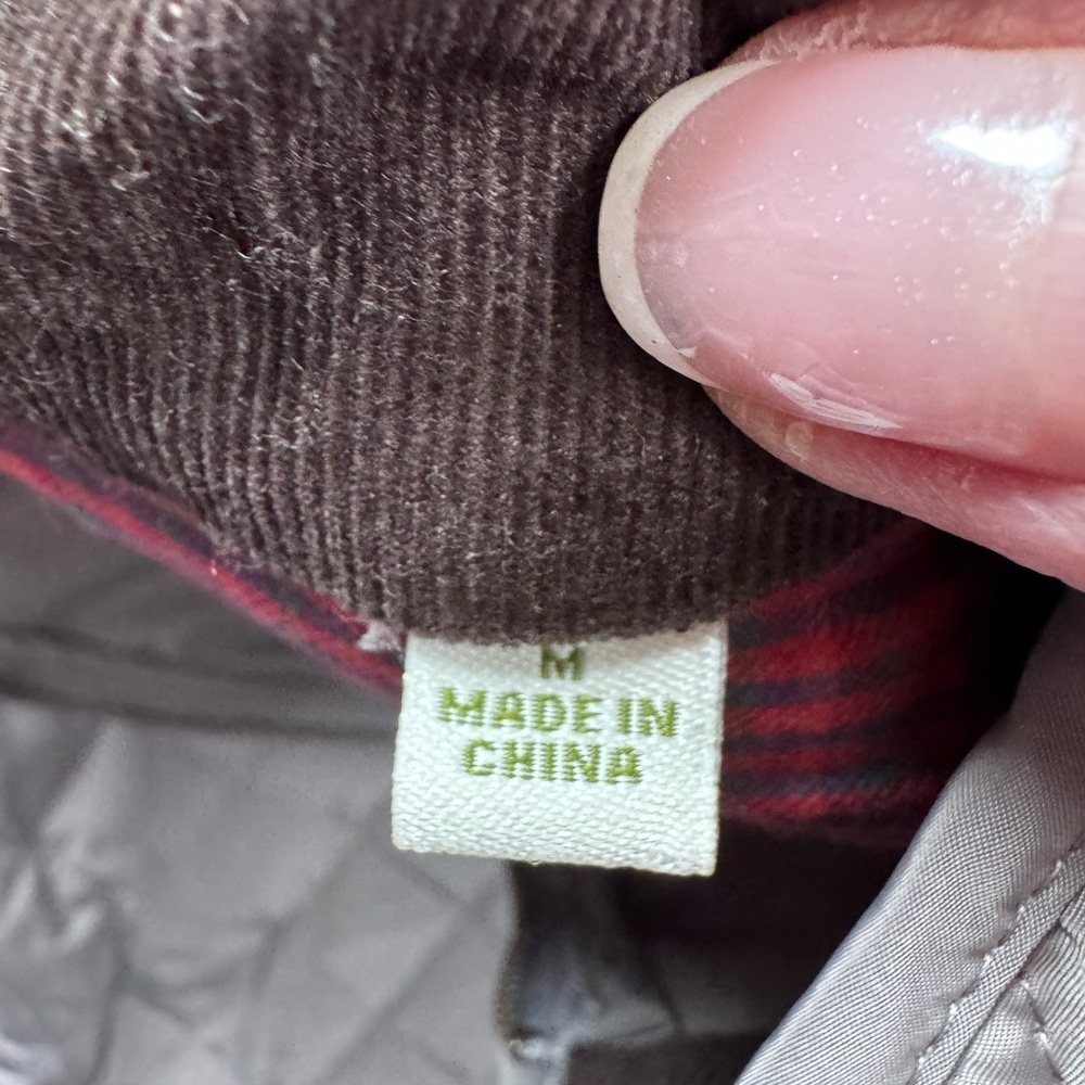 Orvis Women's Quilted Gray Vest - Picture 3 of 4